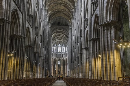 body-gothic-cathedral-normandy