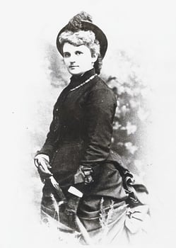 the story of an hour deep analysis body-kate-chopin-version-2
