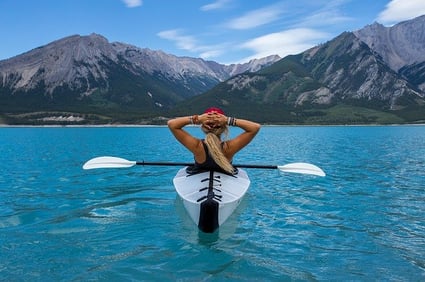 body-kayak-relax-ocean