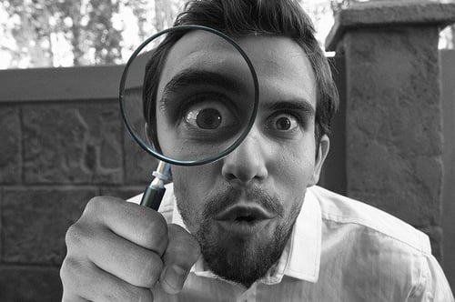 body_investigate_man_magnifying_glass_funny