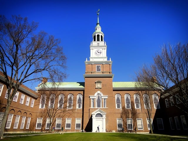 collegevine dartmouth essays