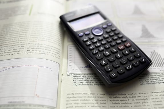 feature-calculator-on-textbook