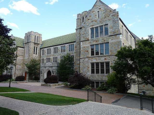 4-tips-for-writing-a-stellar-boston-college-essay
