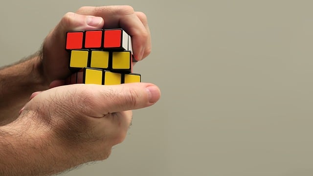 How to work rubik's on sale cube