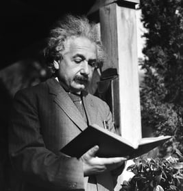 feature_einsteinreading.jpg