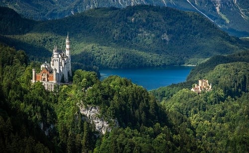 feature_fairy_tale_castle_germany