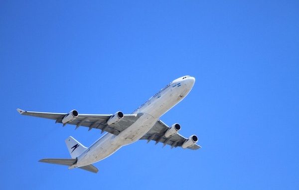 feature_plane-600x381