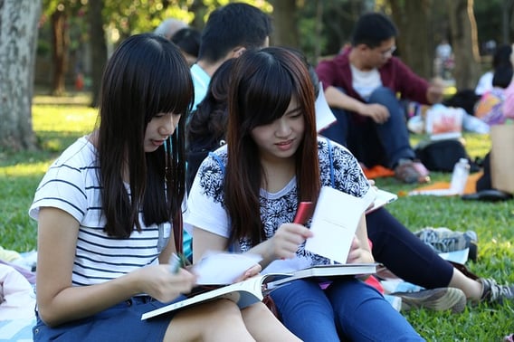 feature_twogirlsstudy.jpg feature_twogirlsstudy.jpg