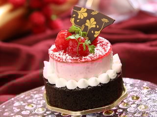 uc essay prompt guide france-confectionery-83373_640.jpg