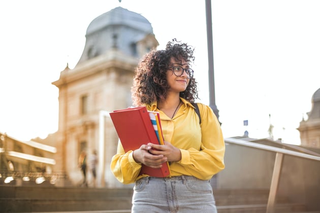 girl-on-campus-cc0