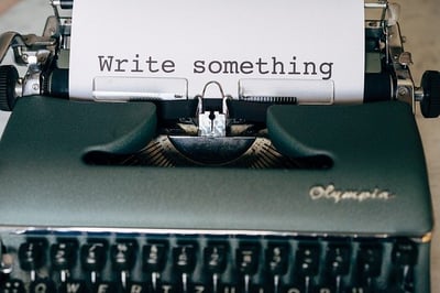 typewriter-write-something-essay-cc0
