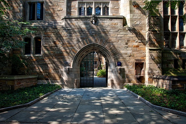 yale-university-cc0